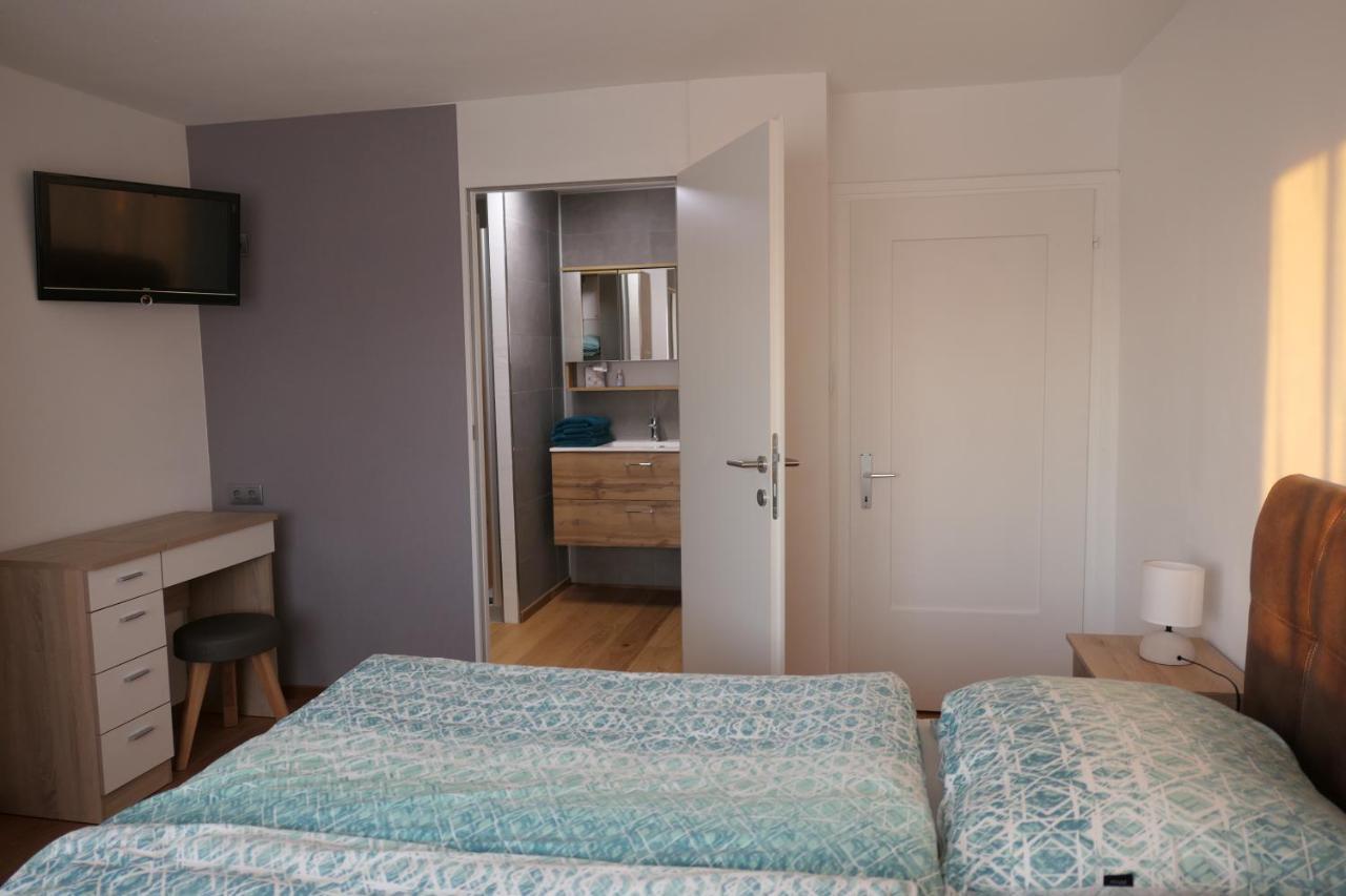 Ferienwohnung Casa Rosa Bildstein エクステリア 写真